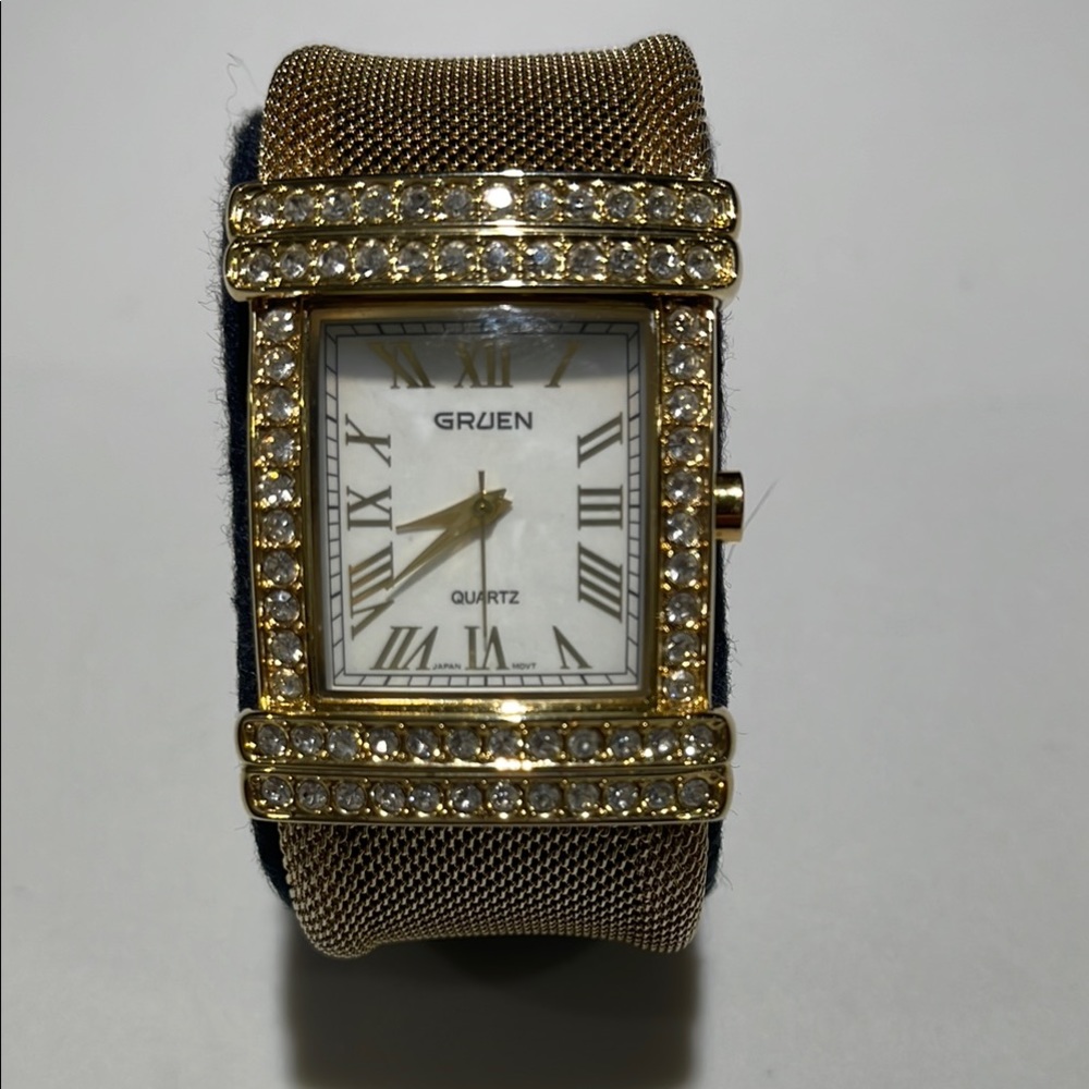 GRUEN GR10020 Quartz Roman Numerals Metal Bezel Stainless Steel Vintage - Picture 6 of 10
